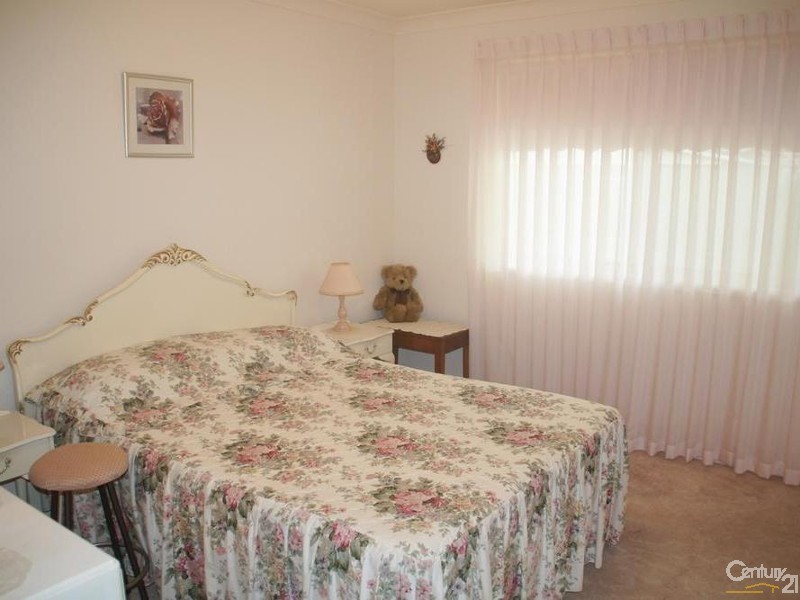 5 Genoa Grove, Tea Gardens NSW 2324