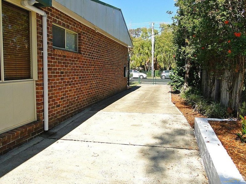75 Booner St, Hawks Nest NSW 2324