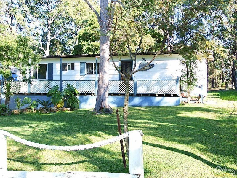 31 Eastslope Way, North Arm Cove NSW 2324
