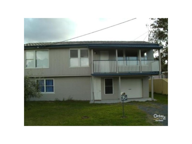 35a Myall St, Tea Gardens NSW 2324