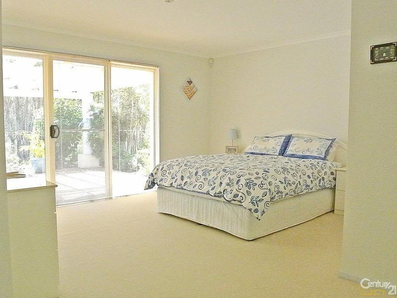 5 Kooraru Close, Tea Gardens NSW 2324