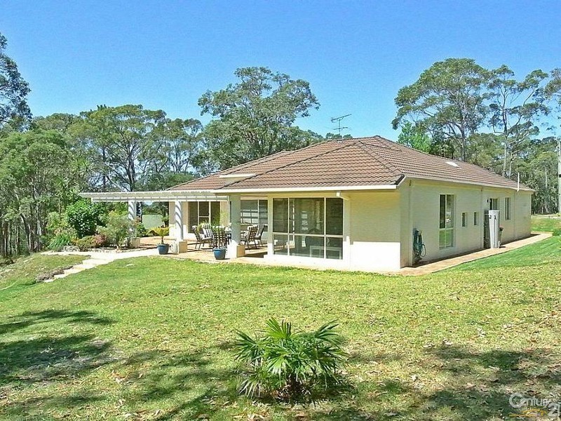 5 Kooraru Close, Tea Gardens NSW 2324