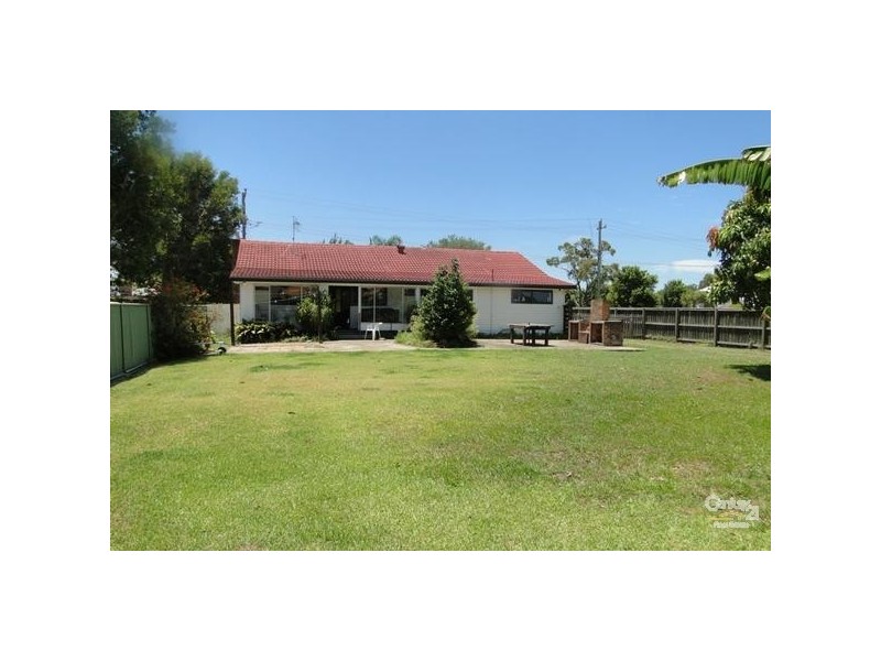 27 Myall St, Tea Gardens NSW 2324