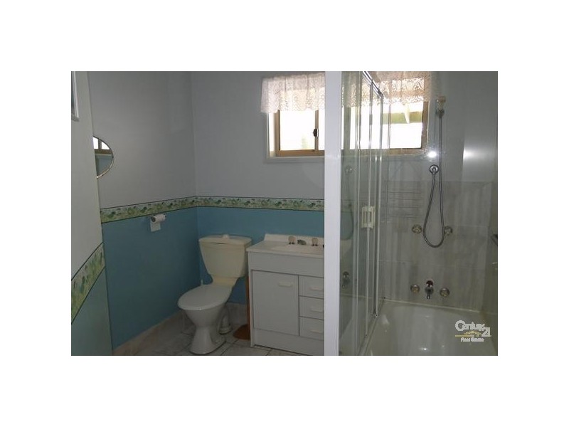 10 Holbert St, Tea Gardens NSW 2324