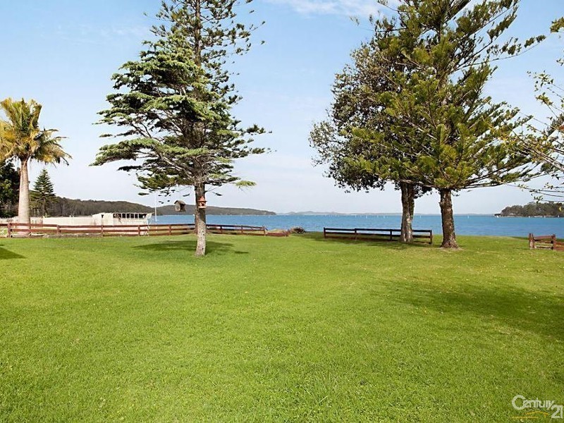 27 Church St, Carrington NSW 2324