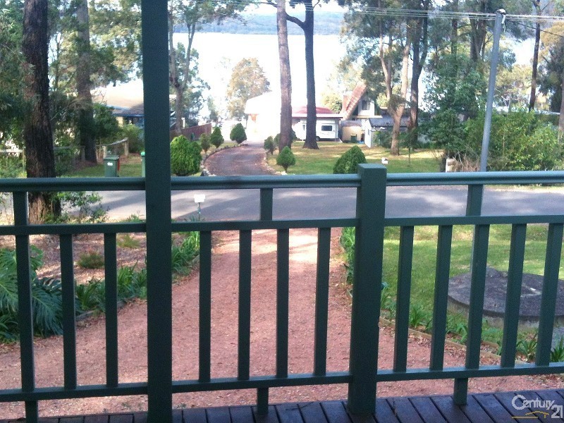 51 Cove Blvd, North Arm Cove NSW 2324