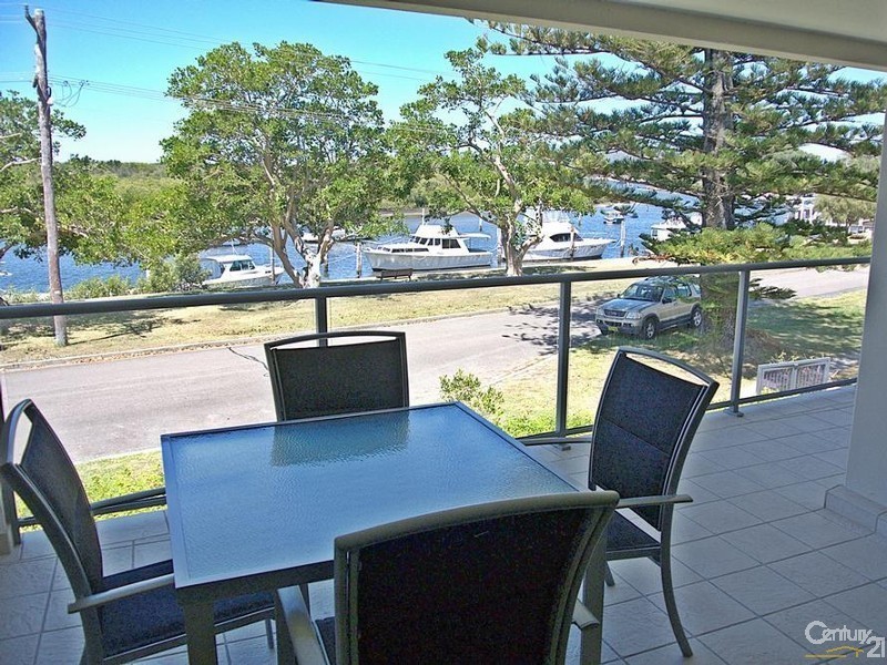 Tea Gardens NSW 2324