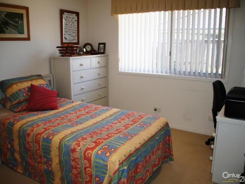 2/16 Ayres Ave, Tea Gardens NSW 2324