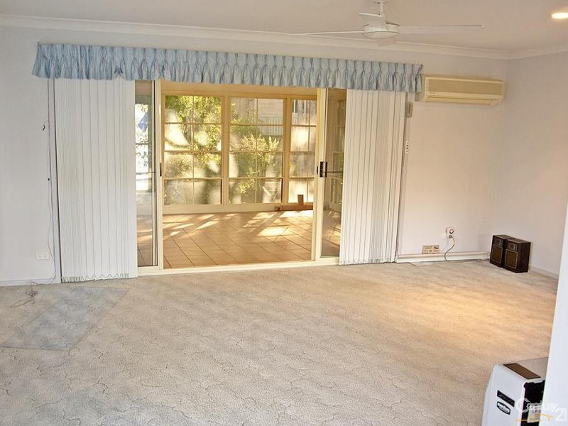 15 The Esplanade, North Arm Cove NSW 2324