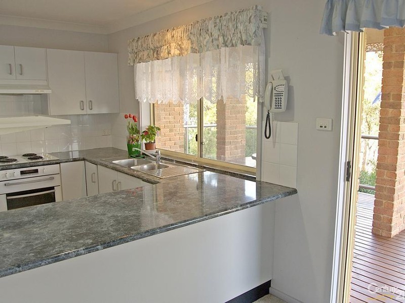 15 The Esplanade, North Arm Cove NSW 2324