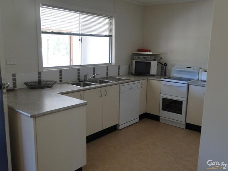 27 Myall Street, Tea Gardens NSW 2324