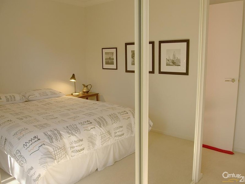 2/2 Port Stephens St, Tea Gardens NSW 2324