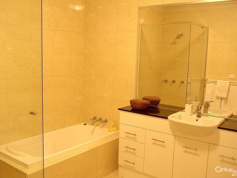 2/2 Port Stephens St, Tea Gardens NSW 2324