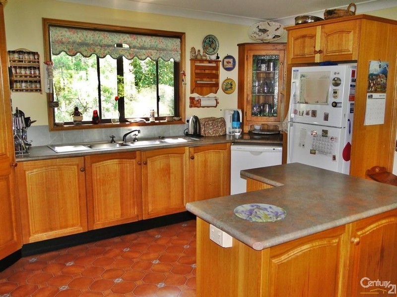 26 The Esplanade, North Arm Cove NSW 2324