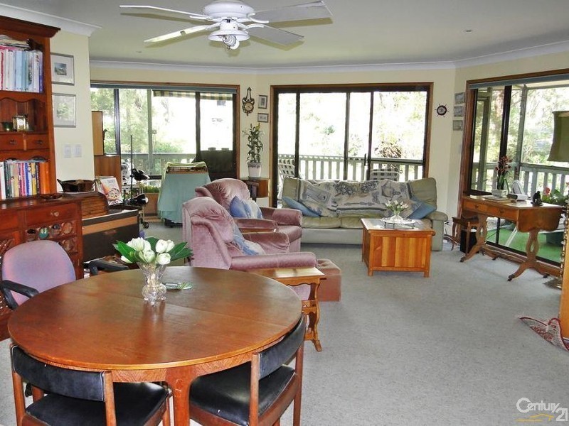 26 The Esplanade, North Arm Cove NSW 2324