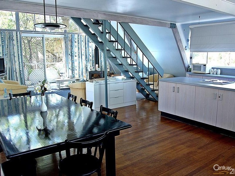 12 Fishermans Walk, Hawks Nest NSW 2324