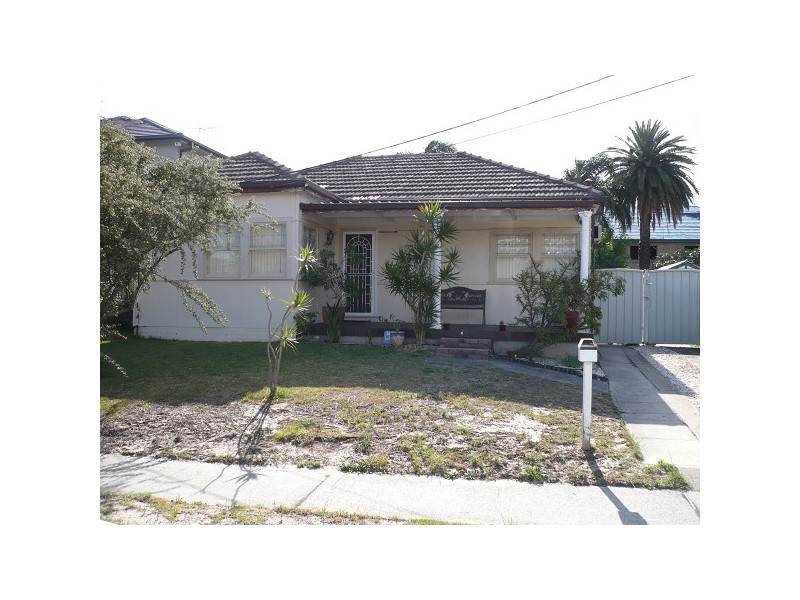 8 Norman Avenue, Dolls Point NSW 2219