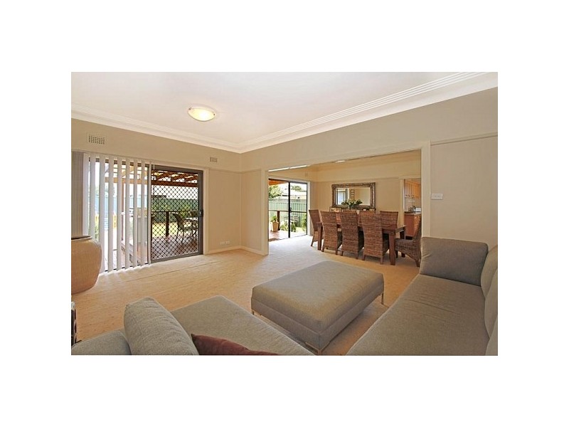 37 Hunter Street, Kirrawee NSW 2232