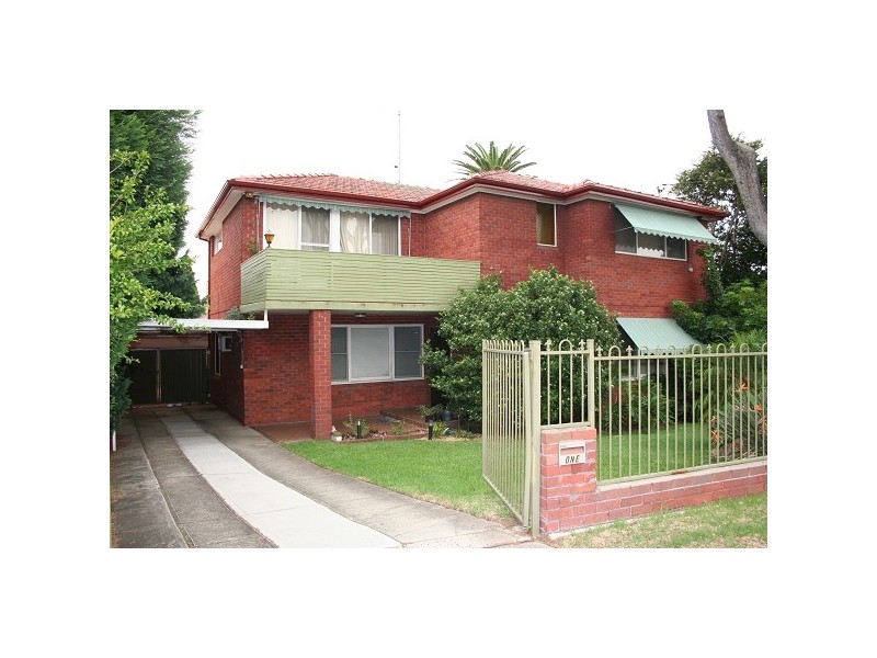 1 Faye Avenue, Blakehurst NSW 2221