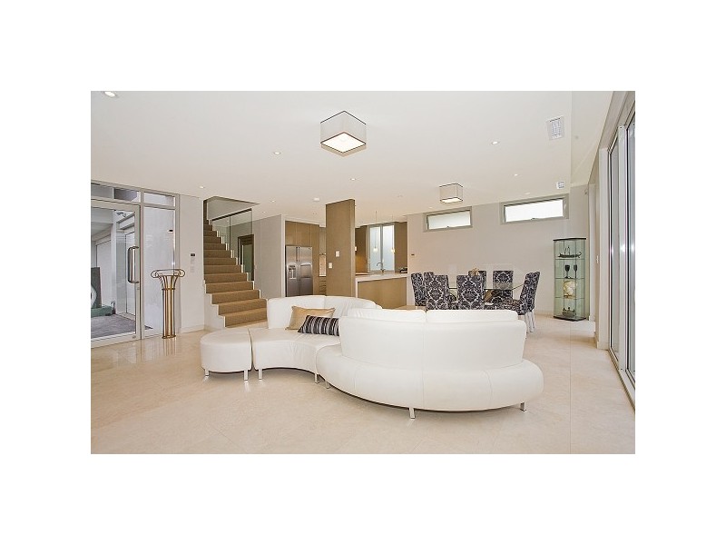 6a Malua Street, Dolls Point NSW 2219