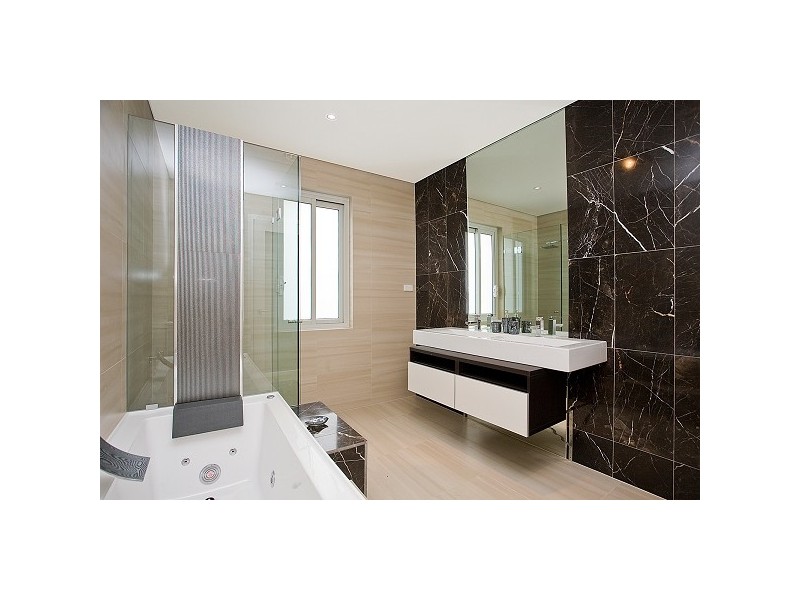 6a Malua Street, Dolls Point NSW 2219