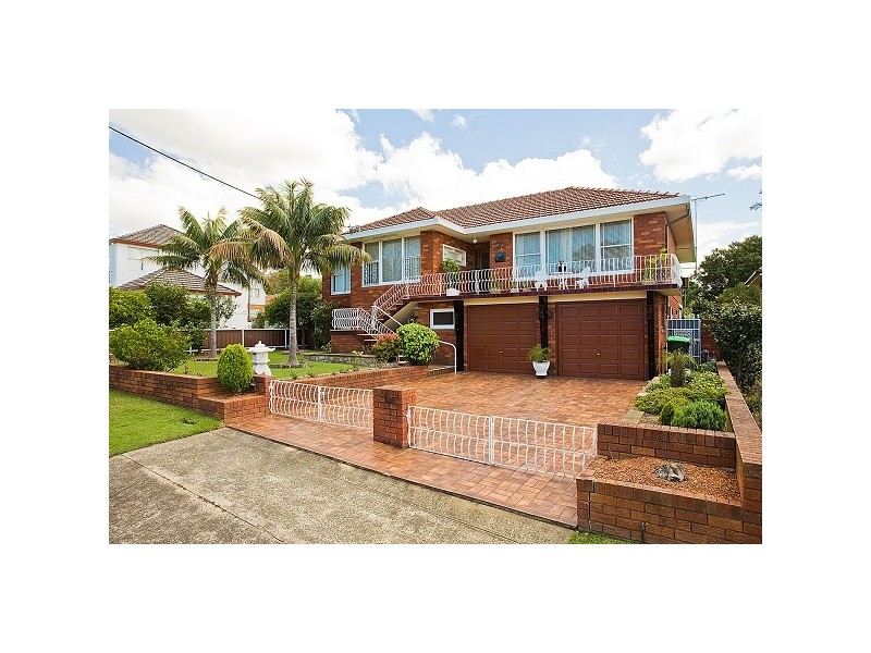 12 Centre Street, Blakehurst NSW 2221