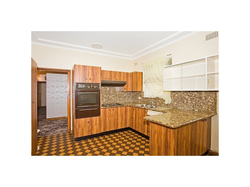 12 Centre Street, Blakehurst NSW 2221