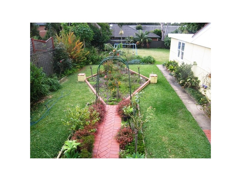 7 Gwawley Parade, Miranda NSW 2228