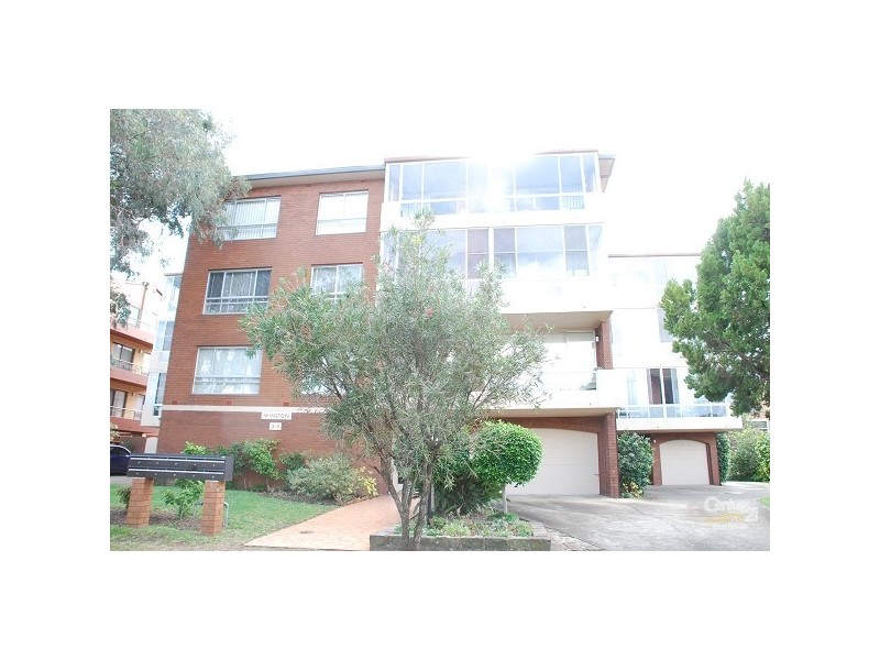 8/3 McMillan Avenue, Sandringham NSW 2219