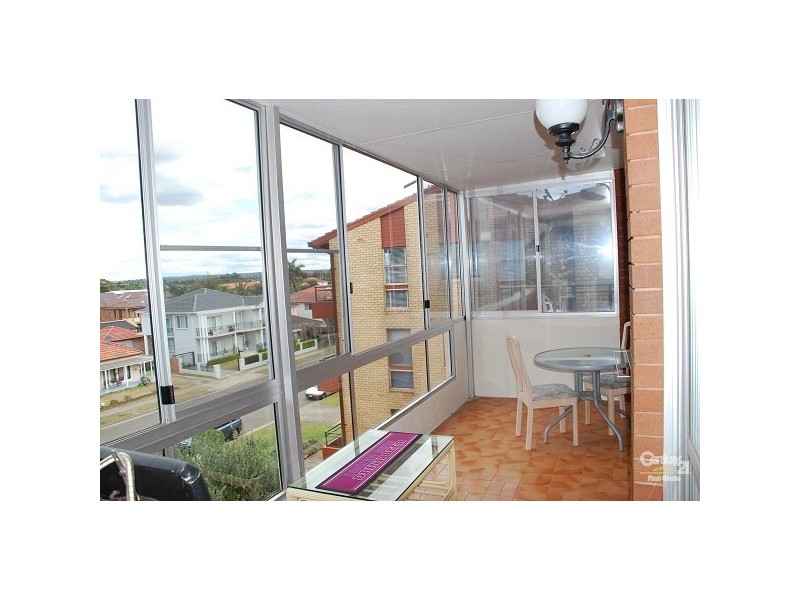 8/3 McMillan Avenue, Sandringham NSW 2219