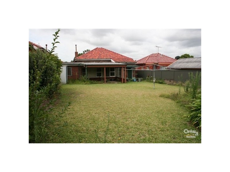 24 Kingsway, Kingsgrove NSW 2208