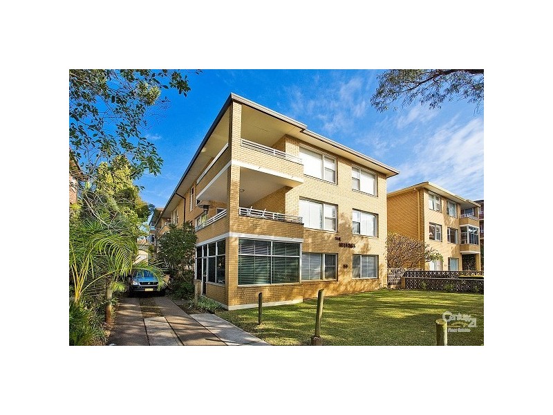 2/169 Russell Avenue, Dolls Point NSW 2219