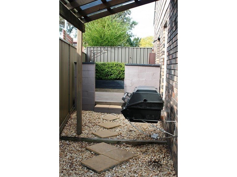 1 Owen Place, Illawong NSW 2234