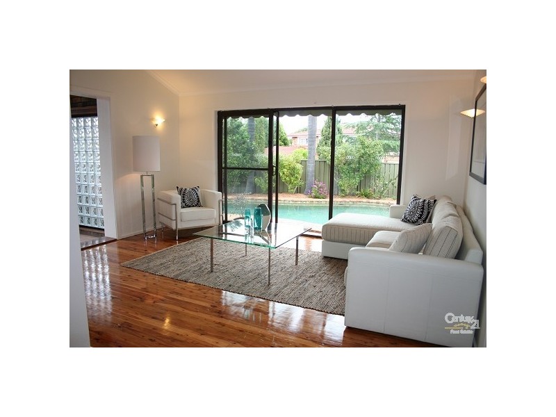 1 Owen Place, Illawong NSW 2234