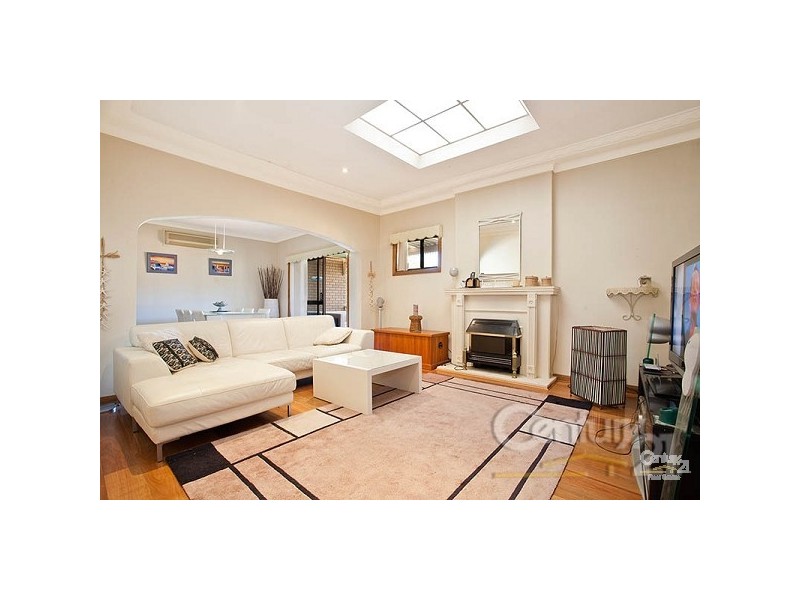 2 Melrose Avenue, Sylvania NSW 2224