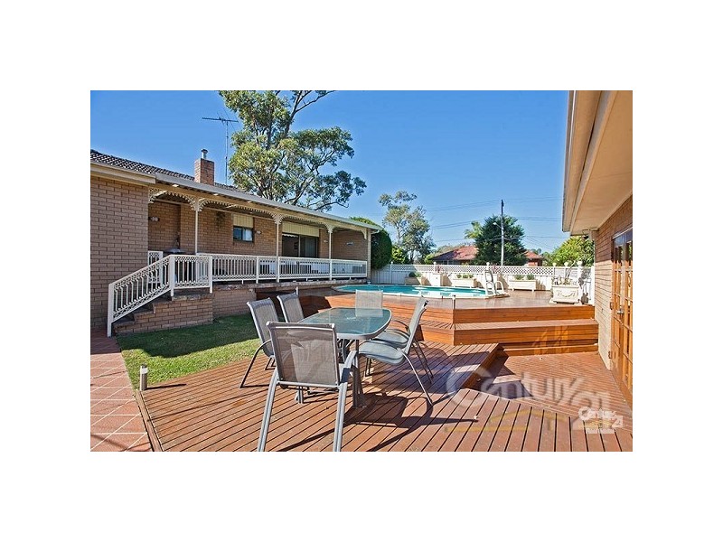 2 Melrose Avenue, Sylvania NSW 2224