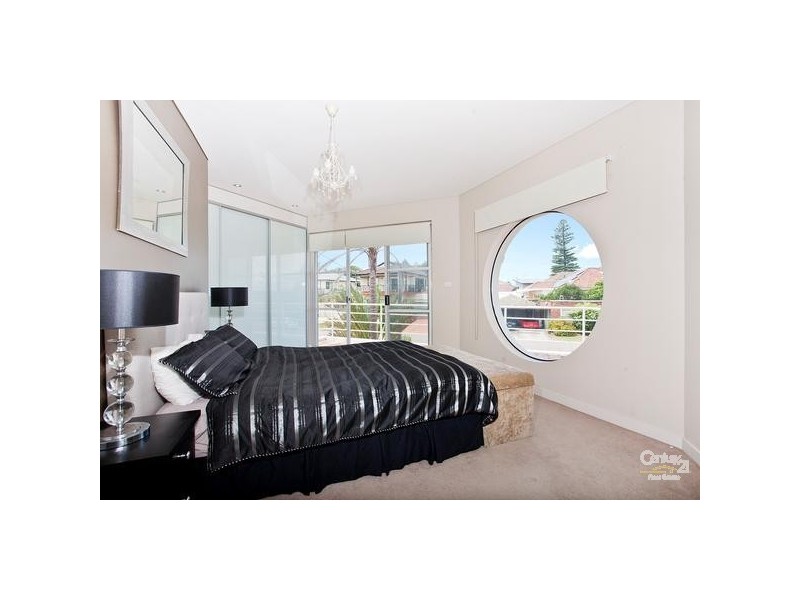 2 Waldron Street, Sandringham NSW 2219