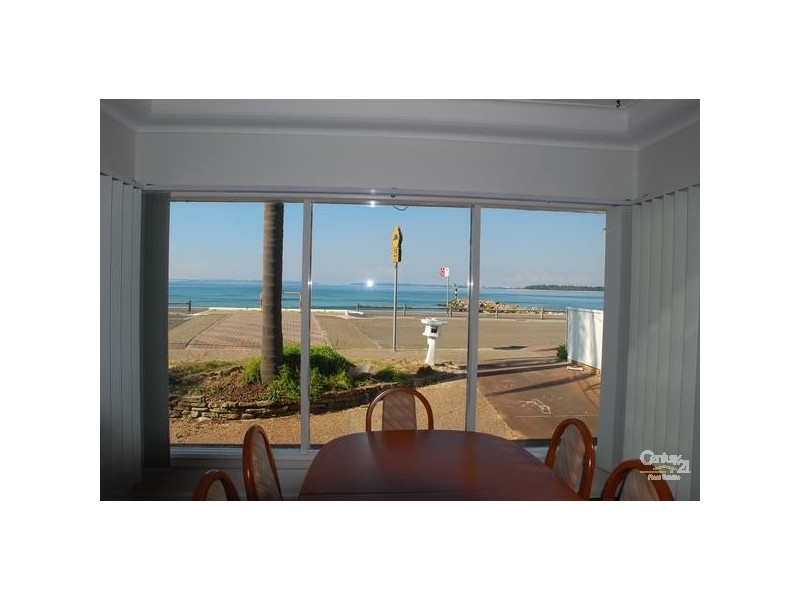 10 Carruthers Drive, Dolls Point NSW 2219