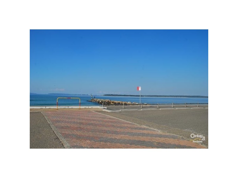 10 Carruthers Drive, Dolls Point NSW 2219
