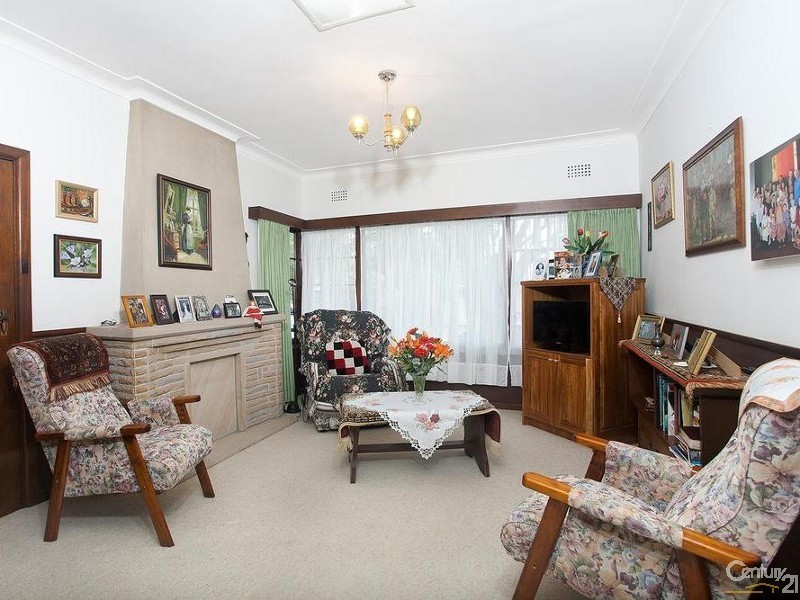 18 Hornby Avenue, Sutherland NSW 2232