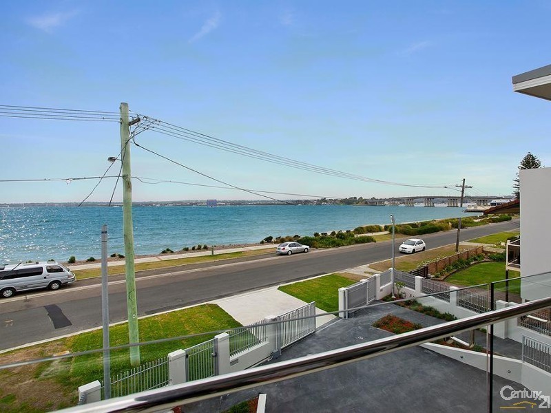 33 Riverside Drive, Sans Souci NSW 2219