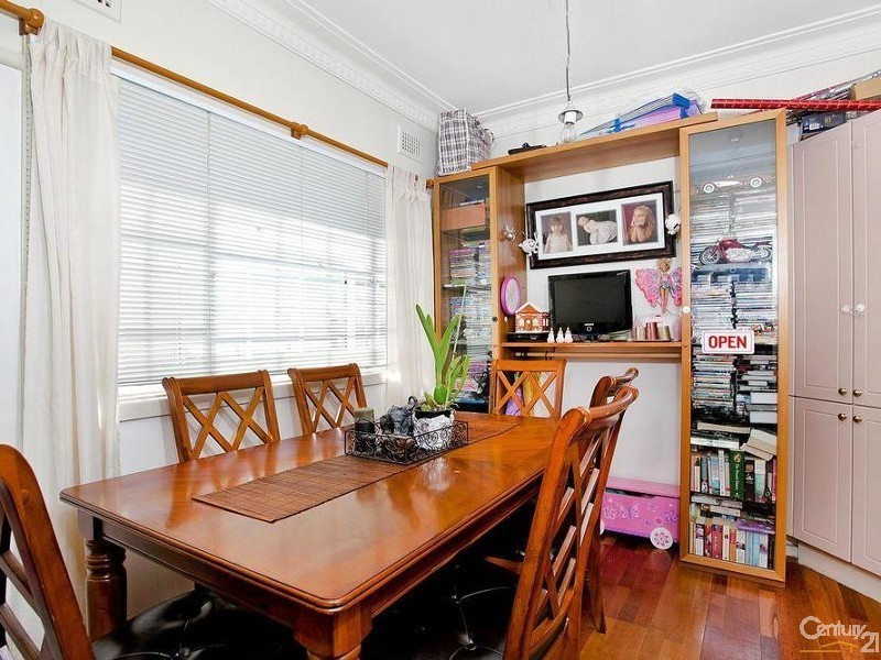 20 McMillan Avenue, Sandringham NSW 2219