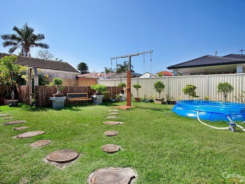 20 McMillan Avenue, Sandringham NSW 2219