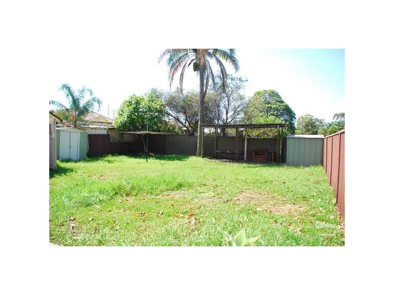 62 Russell Ave, Dolls Point NSW 2219