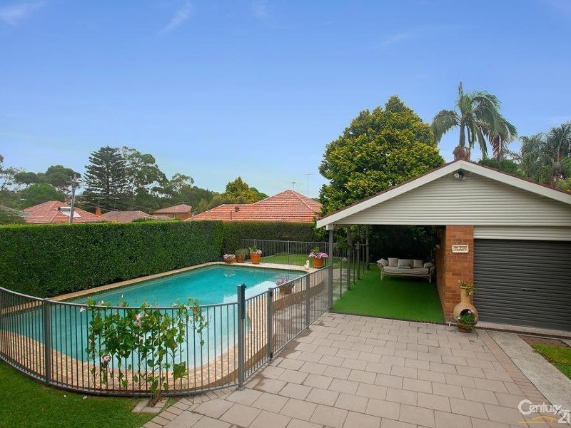 35 Bunyala Street, Carss Park NSW 2221