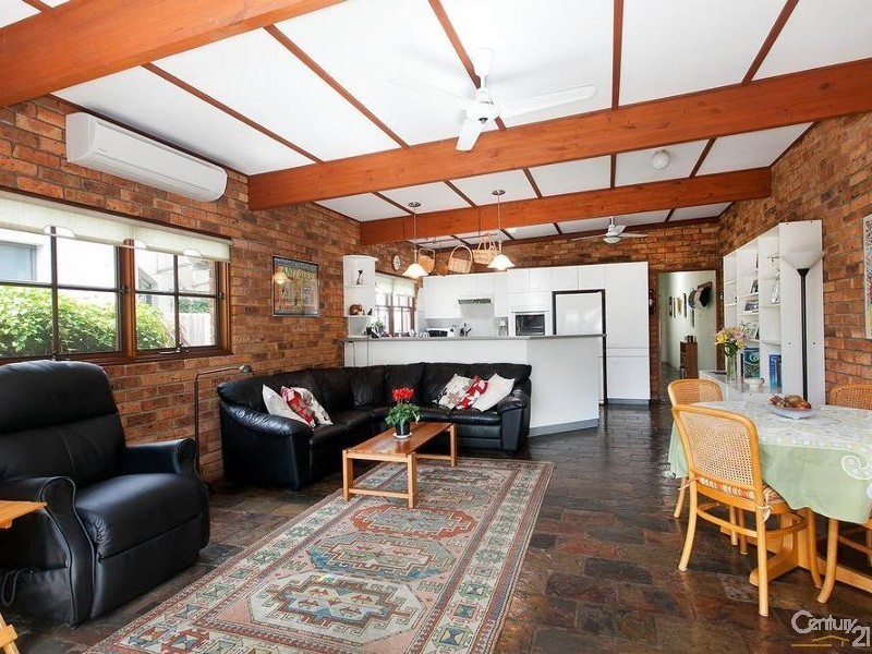 112 Russell Ave, Dolls Point NSW 2219