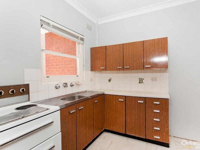 2/48 The Avenue, Hurstville NSW 2220