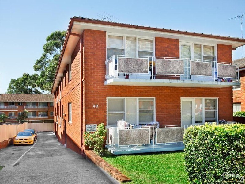 2/48 The Avenue, Hurstville NSW 2220