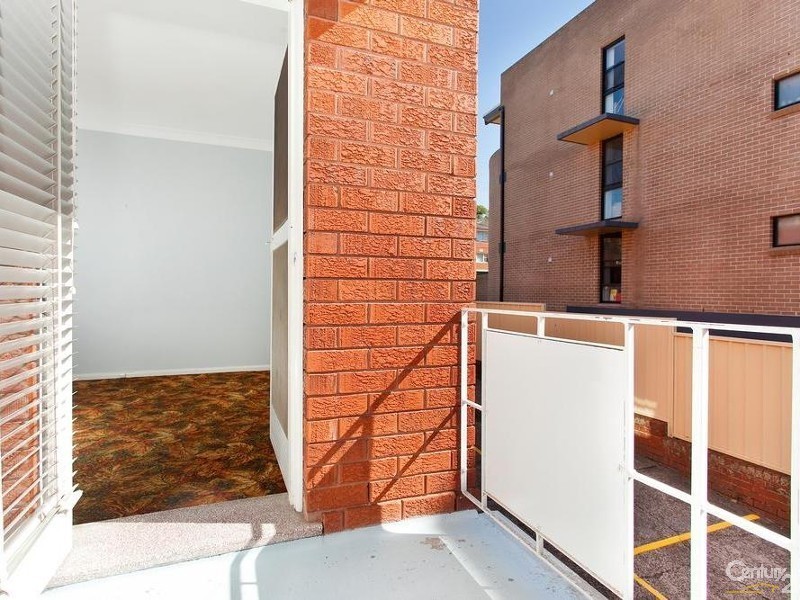 2/48 The Avenue, Hurstville NSW 2220