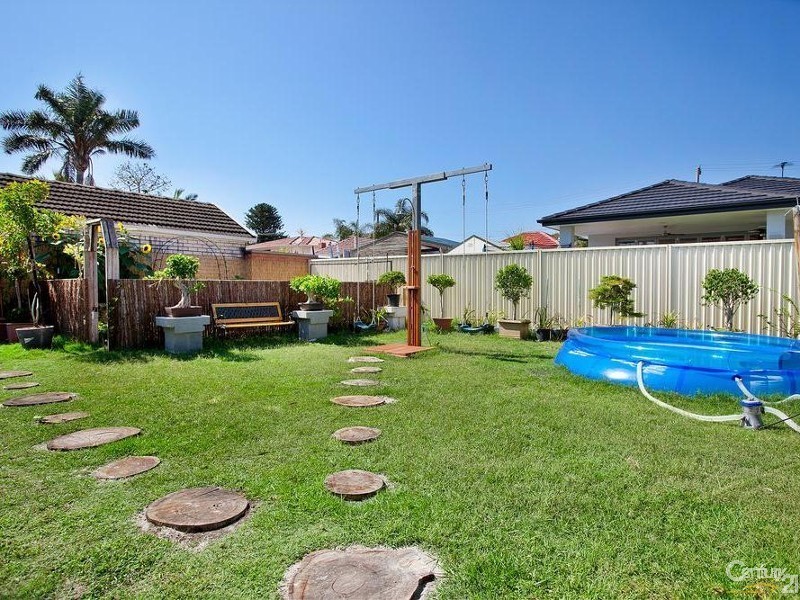 20 McMillan Avenue, Sandringham NSW 2219